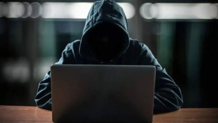 تقديم بلاغ احتيال مالي